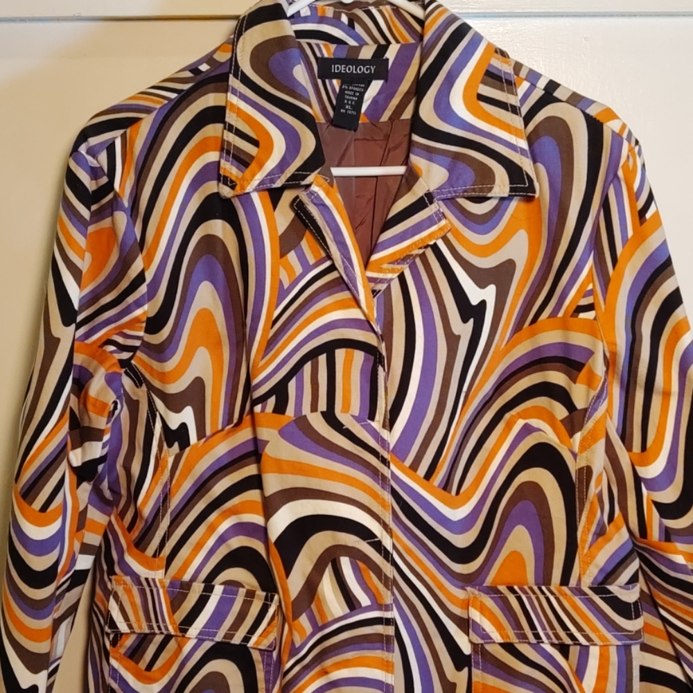 NWT Spectacular statement jacket! - Picture 4 of 8